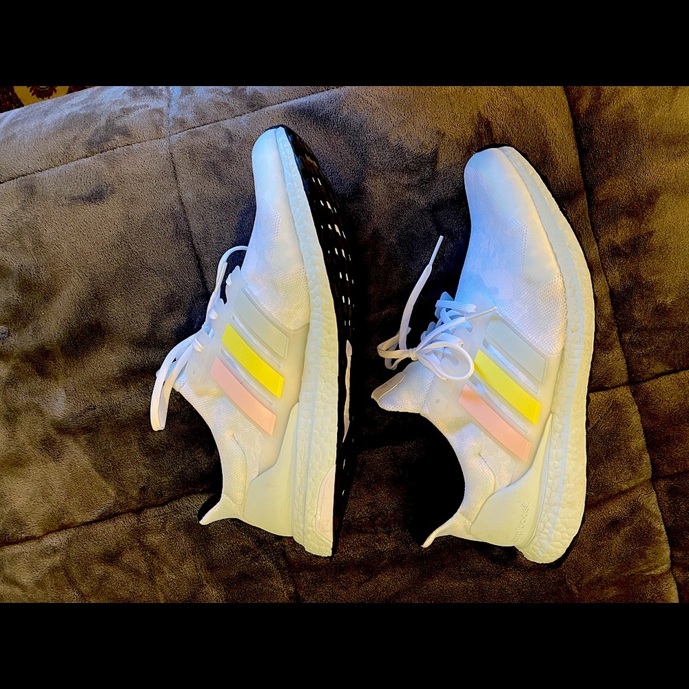 adidas Ultraboost Mens 12 Sky Tint